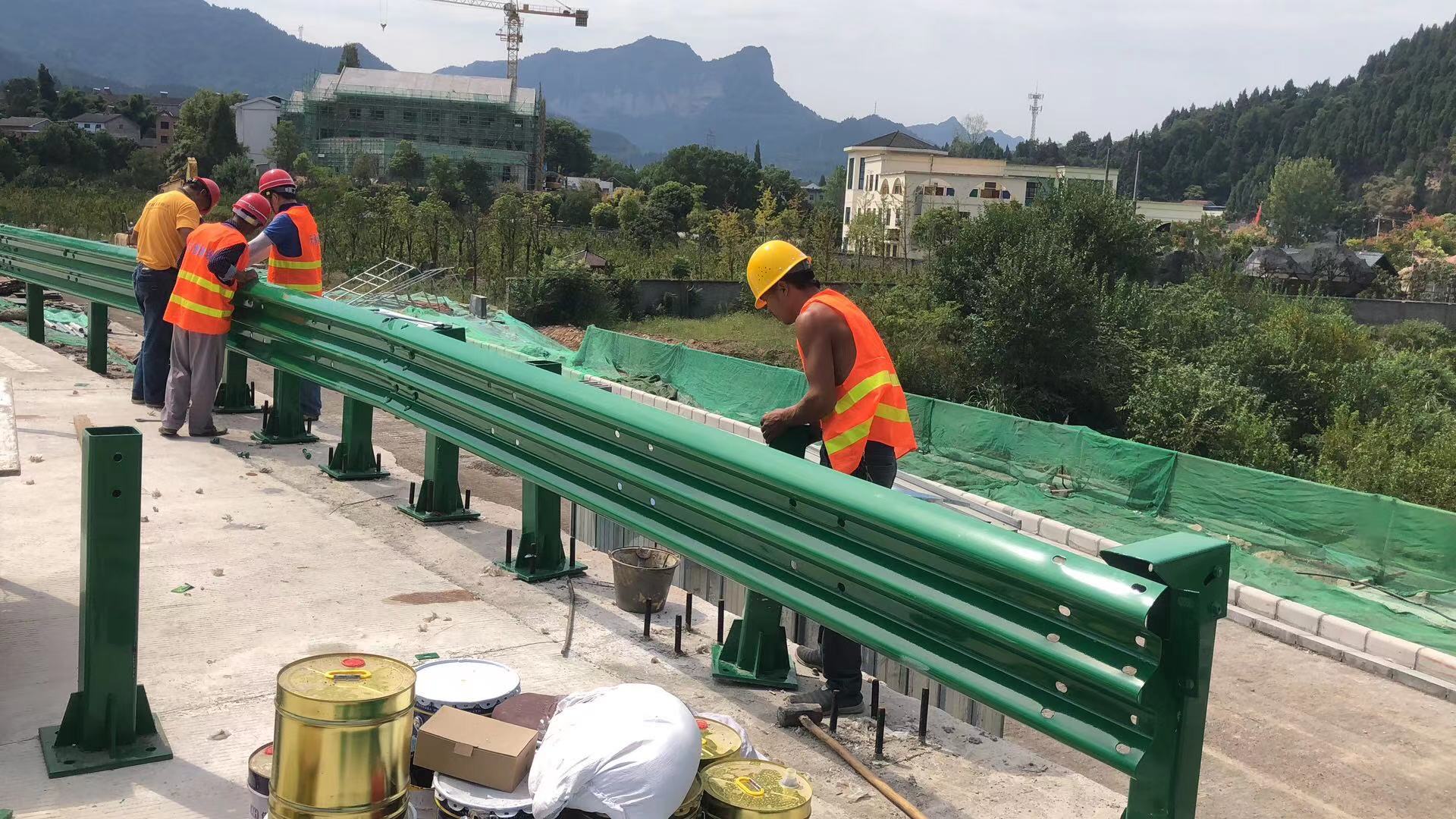崇州市防撞波形护栏热镀锌波形护栏 - 推荐
